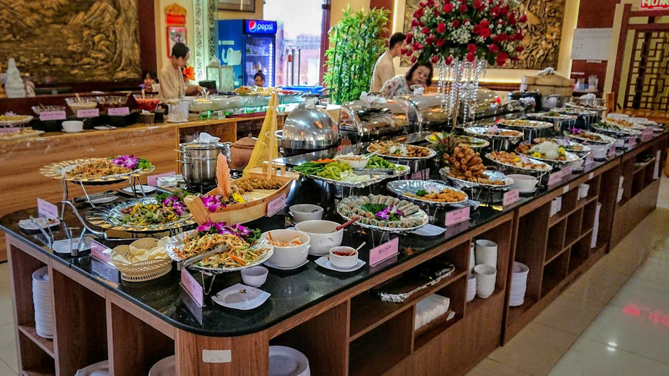 saigon_ho chi minh stadt_hcm_zentrum_bezirk 2_vegetarisch_restaurant_gerichte_frisch_lecker_gefuellt_sauber__vegetarisches buffet_ly_heiko_urlaub_vietnam