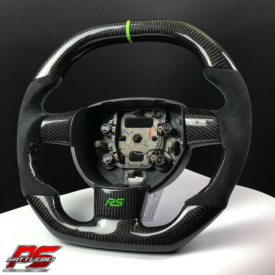 Ford Focus RS Carbon Steering wheel 