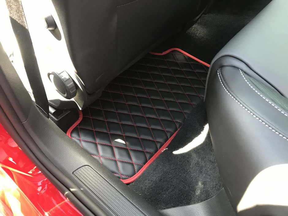 Fußmatten Custom 5 Sitze Leder Auto Auto Matten Mit Taschen Boden