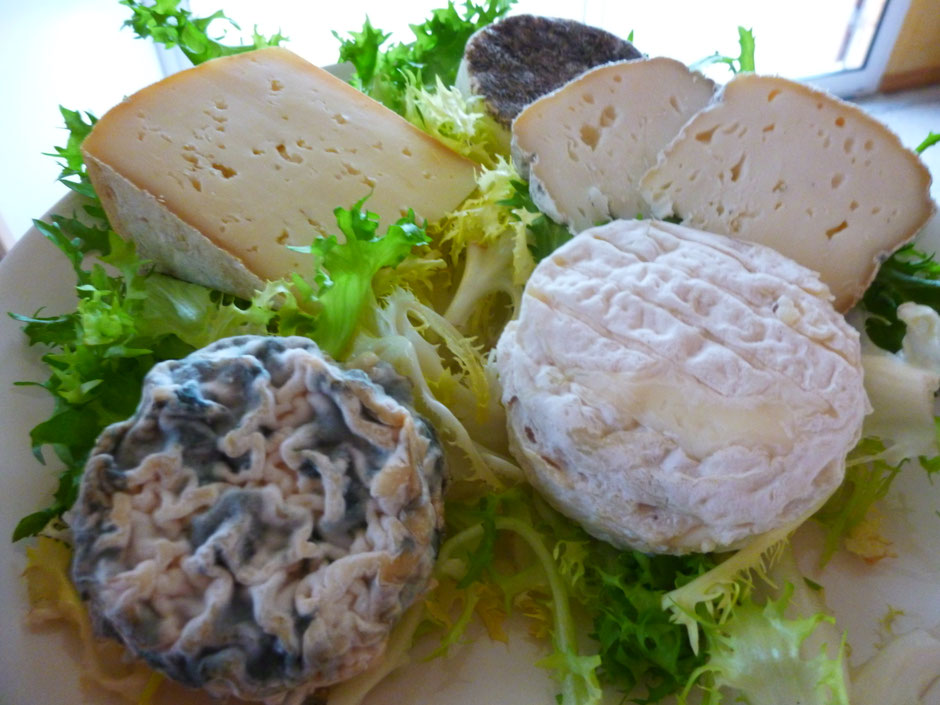 fromages de chèvre de Carole, ferme de l'Uvernal (La Piarre 05)