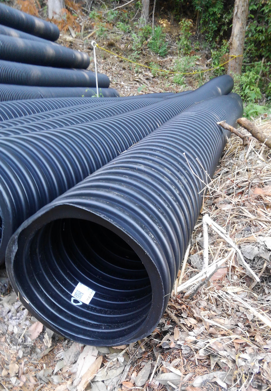 排水パイプ 暗渠パイプ 約30m 内径8cm 工事 設備