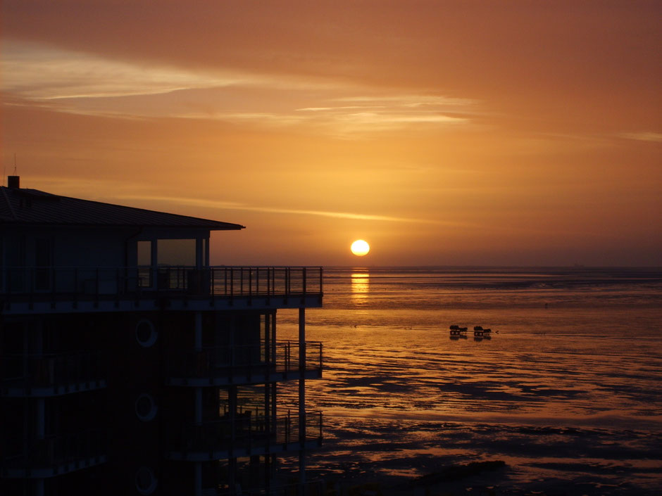 Das vermutlich schönste Foto vom Strandpalais Duhnen in der Abenddämmerung
