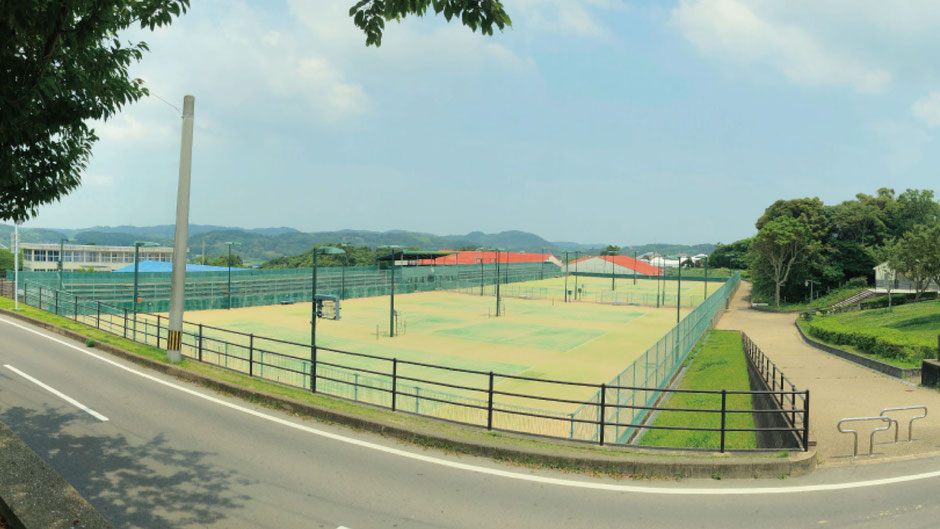 大谷公園テニスコート