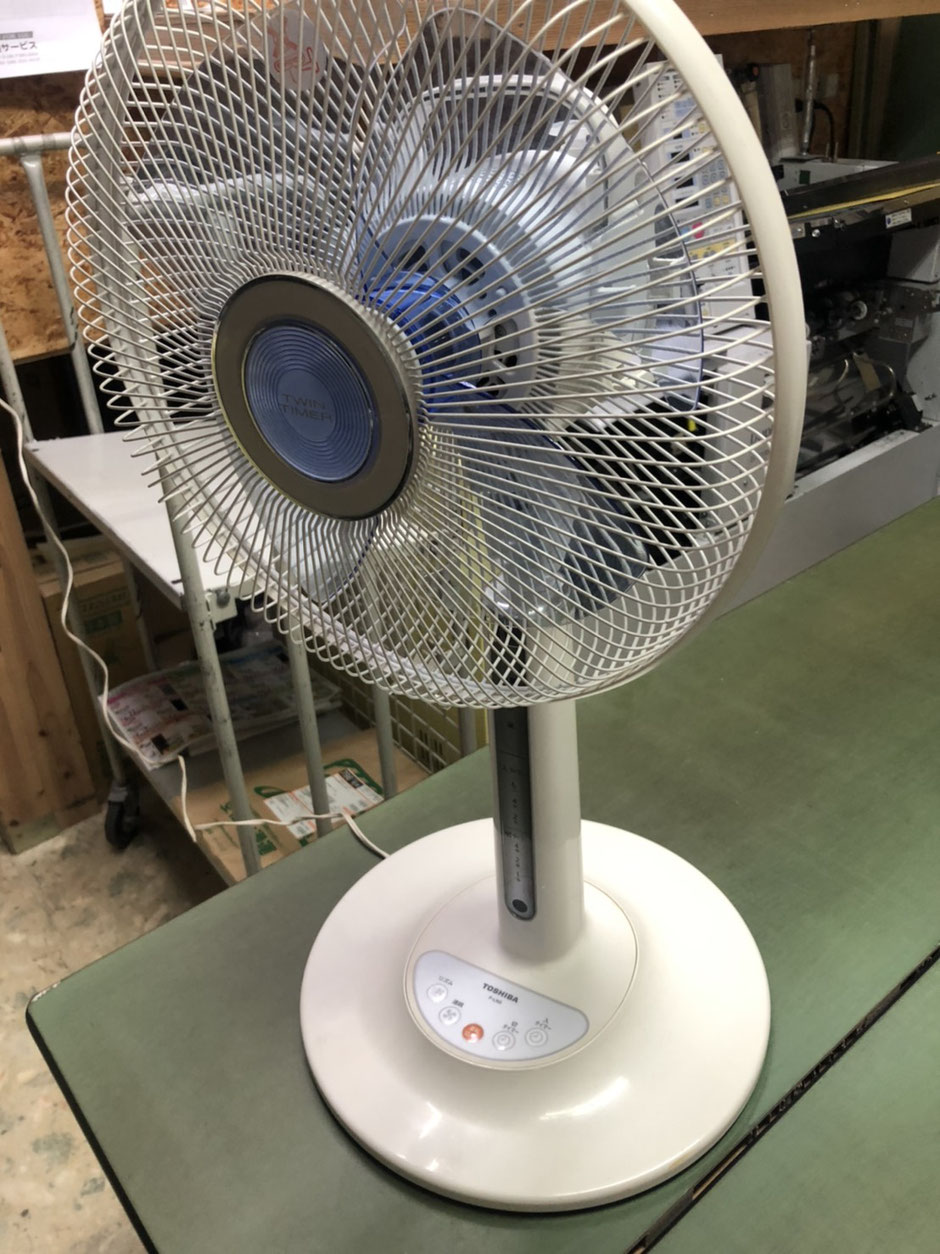 扇風機の修理をご依頼いただきました。