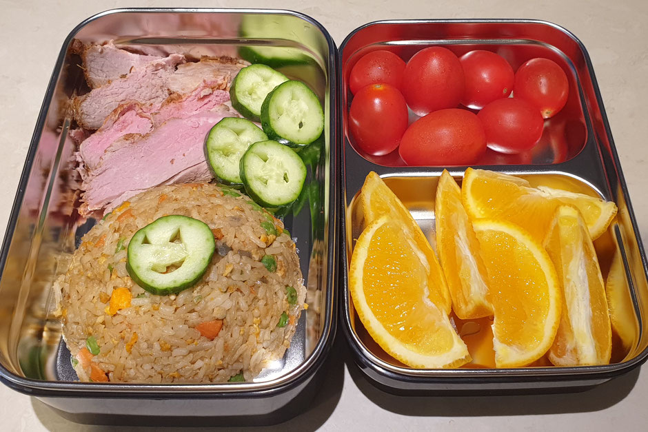 Roast lamb, vegetable fried rice (in ghee), cucumbers, tomatoes and orange. All organic.