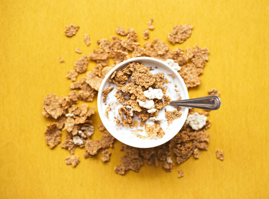 For decades we've been told by Kellogg's et al that eating breakfast cereals is a great healthy way to start the day. It's not. In fact it's a total lie. It is, however, the best way to turn your day into a blood sugar roller coaster.