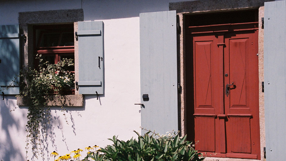 Haus in Reichenbach, ein Dörflein vor Nagel. Beide Orte liegen auf dem Jean-Paul-Weg.