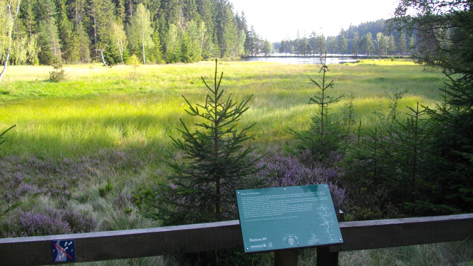 Auf dem Jean-Paul-Weg, Stationstafel 69 "Über den Fichtelsee" am Fichtelsee