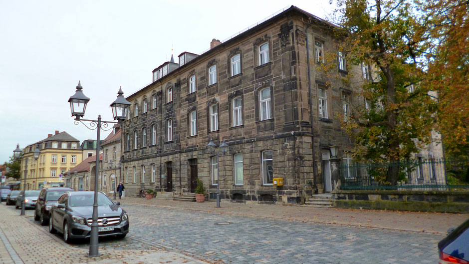 Bayreuth, Friedrichstraße 5, rechte Haushälfte. Im zweiten Stock wohnte Jean Paul von 1813 bis zu seinem Tod 1825.