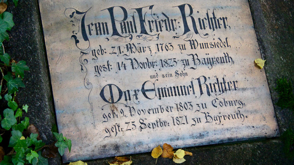 Bayreuth Stadtfriedhof - Grab von Jean Paul und dessen Sohn Max