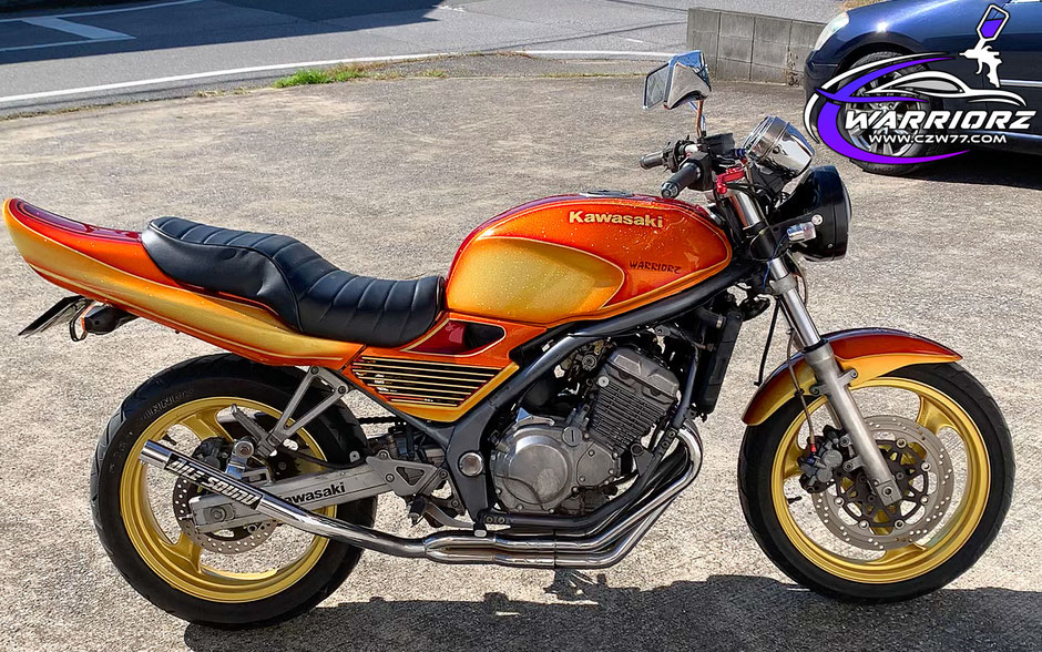 カスタムペイントバイク旧車、カワサキゼファー,キャンディーフレーク塗装