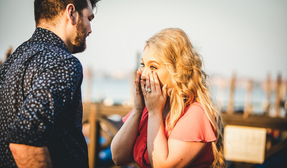 surprise proposal photoshoot