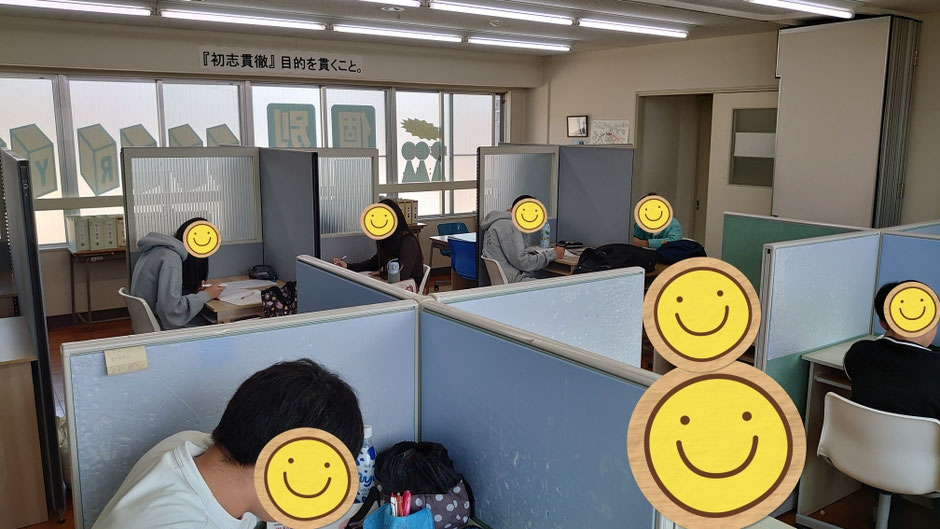午前中はパラパラ