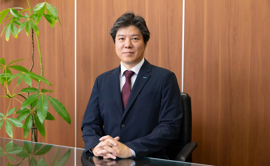 代表取締役社長　長尾　剛