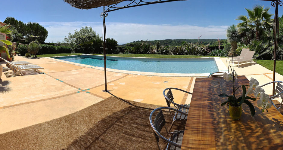 Huge private swiming pool French Riviera lettings at the Strelitzia villa in Vence for your vacation renal home in Antibes or Cannes next to Nice, Alpes Maritimes, France, 06