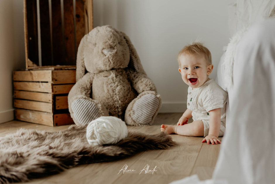 séance bébé 7 à 18 mois – décor naturel – photographe Nord Aline Abate