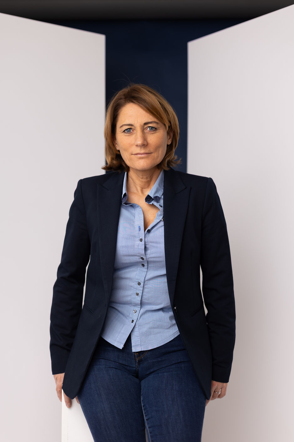 portrait corporate naturel femme directrice – photographe professionnel Avesnois