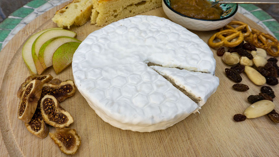 Veganer Camembert