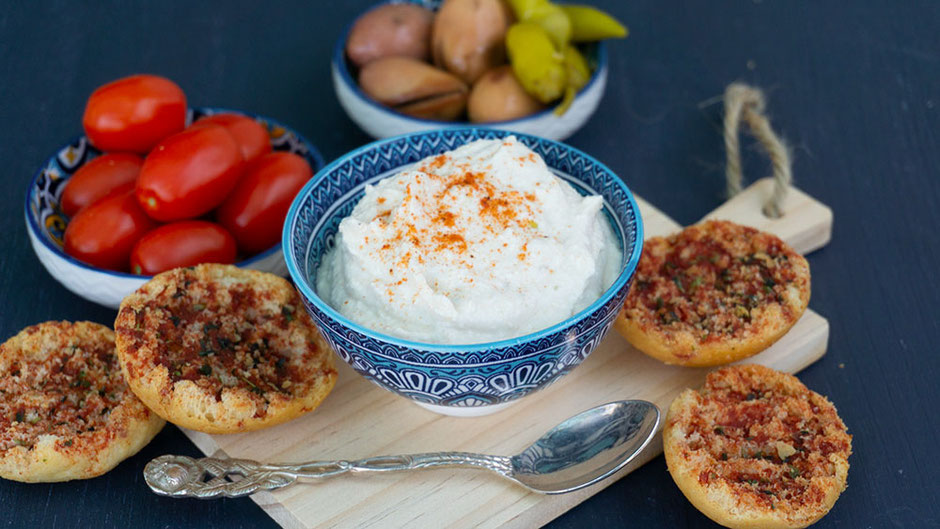 Tirokafteri – pikante Fetacreme vegan