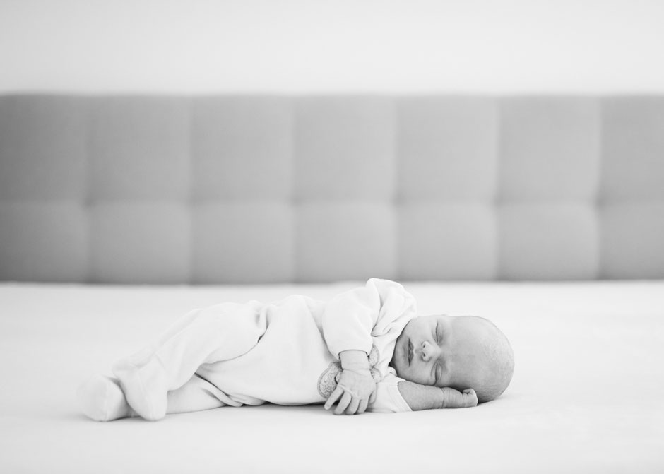 Babyfotos Saarland, Babyfotos Saarbrücken, Fotografie Corinna Mamok, Neugeborenen Fotos Saarbrücken, Neugeborenen Fotoshooting Saarbrücken