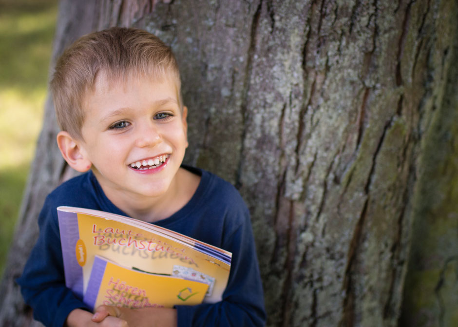 natürliche Fotos Einschulung, Bilder Schulbeginn Saarland, Fotos Kinder Schulstart Saarland,