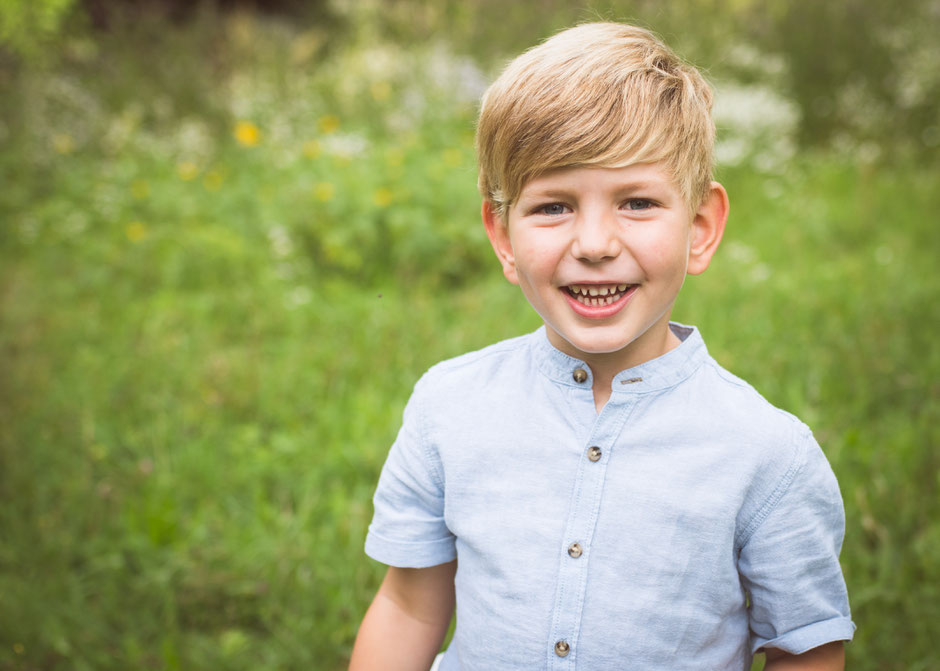 Fotografie Corinna Mamok, natürliche und authentische Kinderfotos Saarland, Fotograf Saarbrücken, Fotograf Saarland