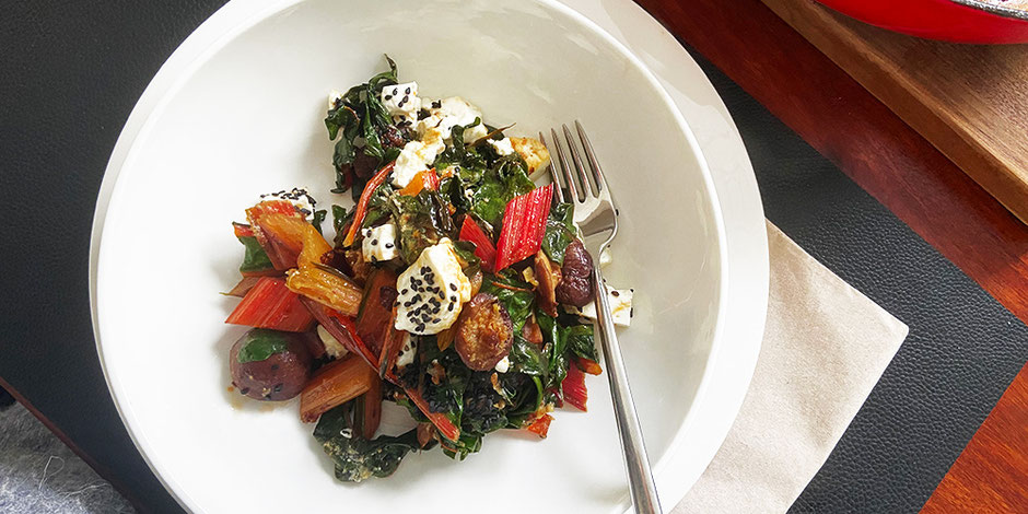 Kerstins Keto, Asiatischer Mangolg mit Shiitake, Feta und schwarzem Sesam, Keto Style