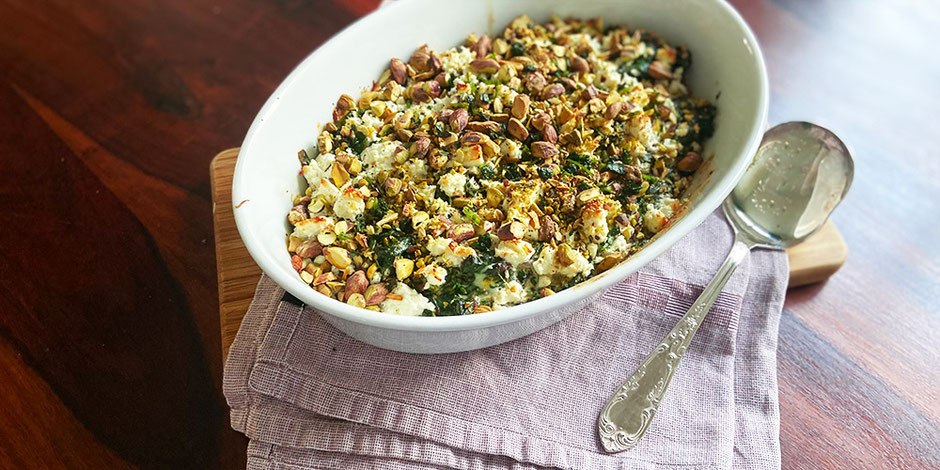 Kerstins Keto, Blattspinat mit orientalischer Note, Feta und Nüssen