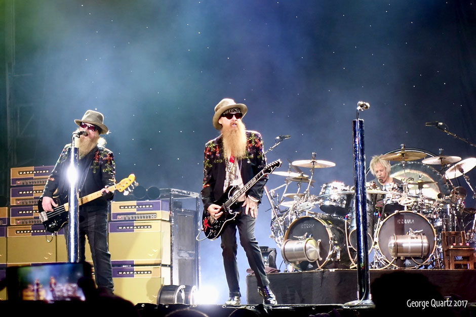 ZZ Top 2017 live on stage in Berlin