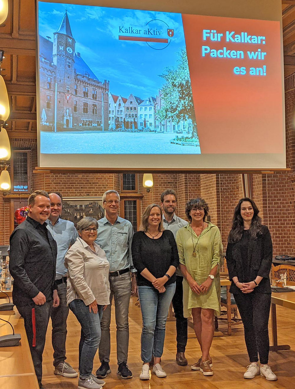 Vorstand (v. l. n. r.): Christian Zielinksi, Robert Beinio, Birgit Solberg, Norbert Hos, Katharina Schacky, Steffen Bettray, Dorothee Flinterhoff, Alexandra Bottenbruch