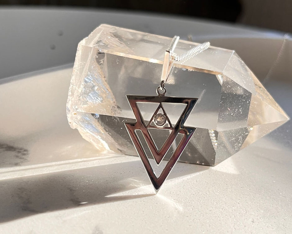 Silberkette mit Dreieck Mondstein Anhänger Silber