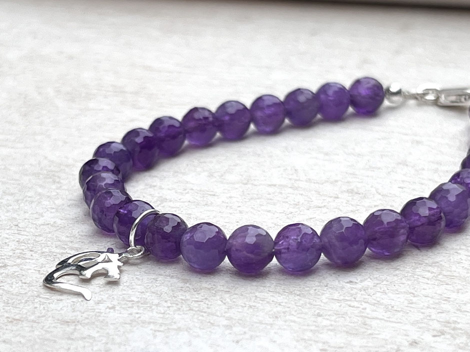 Amethyst Armband mit OM Anhänger aus 925 Silber - Yoga Schmuck von SUMAJU