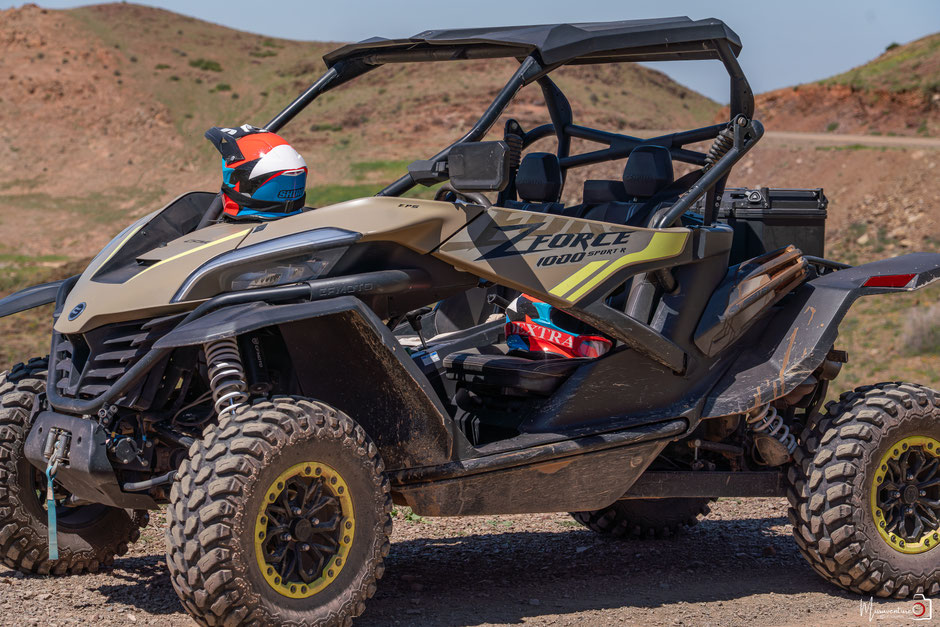 RAID BUGGY AU MAROC, une aventure de dingue au cœur de l'atlas. JOUR 1, d'Agafay aux contreforts de l'Atlas. missaventure, blog road trip, overland 4x4 et nature.