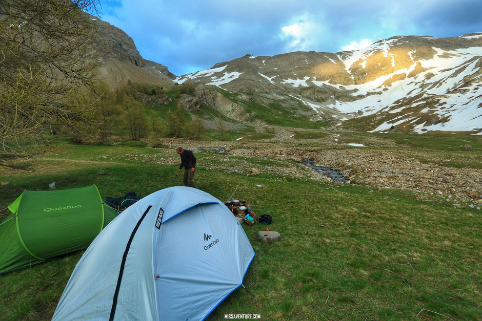 Randonnée et bivouac dans le Mercantour, allos. www.missaventure.com blog voyage d'aventures, nature et photos.