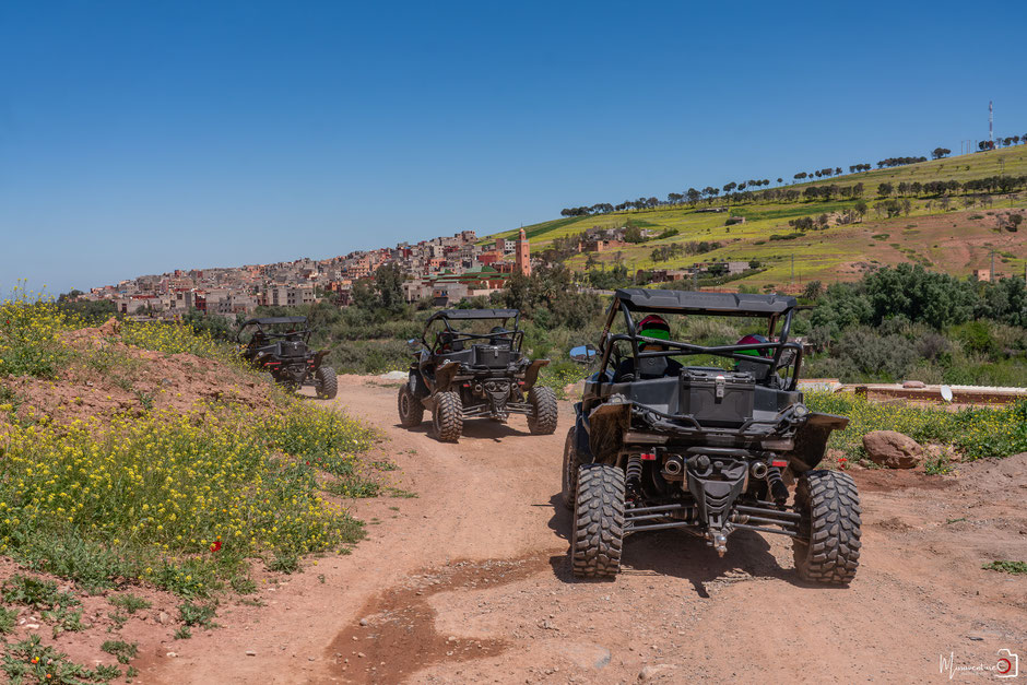RAID BUGGY AU MAROC, une aventure de dingue au cœur de l'atlas. JOUR 1, d'Agafay aux contreforts de l'Atlas. missaventure, blog road trip, overland 4x4 et nature.