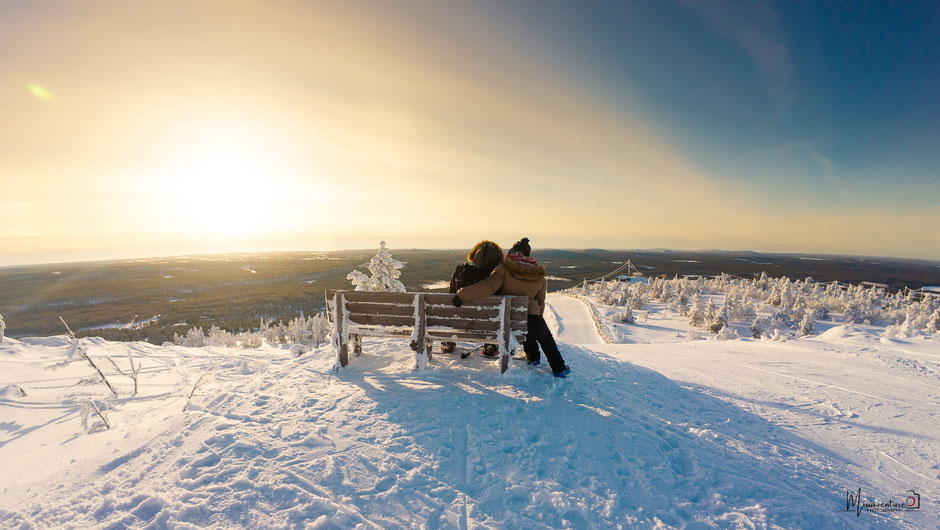 Nous finissons cette journée sur les pistes, avec le coucher de soleil!.