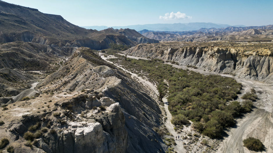 Le désert de TABERNAS, Road trip 4X4 en Andalousie. RANDO DANS LE DESERT DE TABERNAS. www.missaventure.com  roadtrip, nature, outdoor and photographie