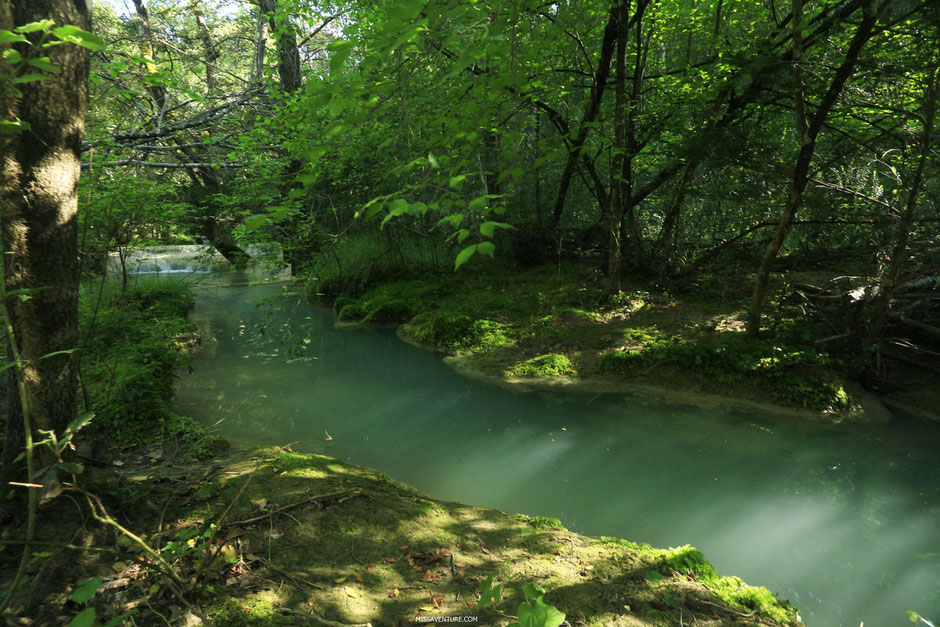 Les sources de l'Huveaune. www.missaventure.com blog d'aventures, nature et reflexions green.