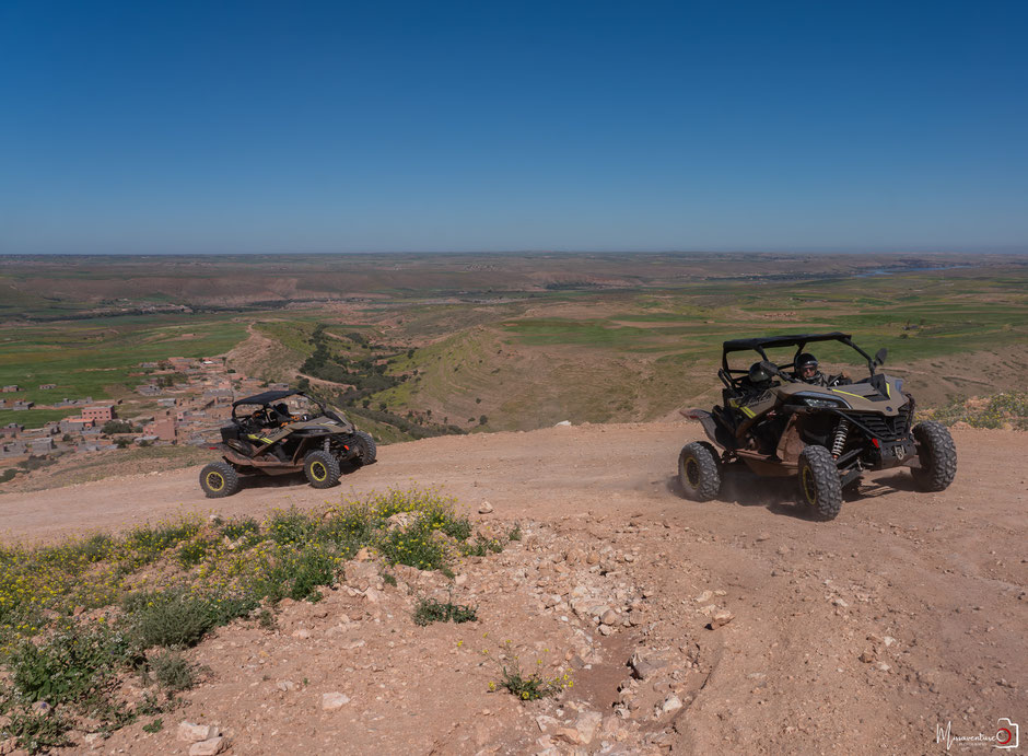 RAID BUGGY AU MAROC, une aventure de dingue au cœur de l'atlas. JOUR 2, Villages berbères, panoramas et lac de Lalla Takerkoust. missaventure, blog road trip, overland 4x4 et nature.