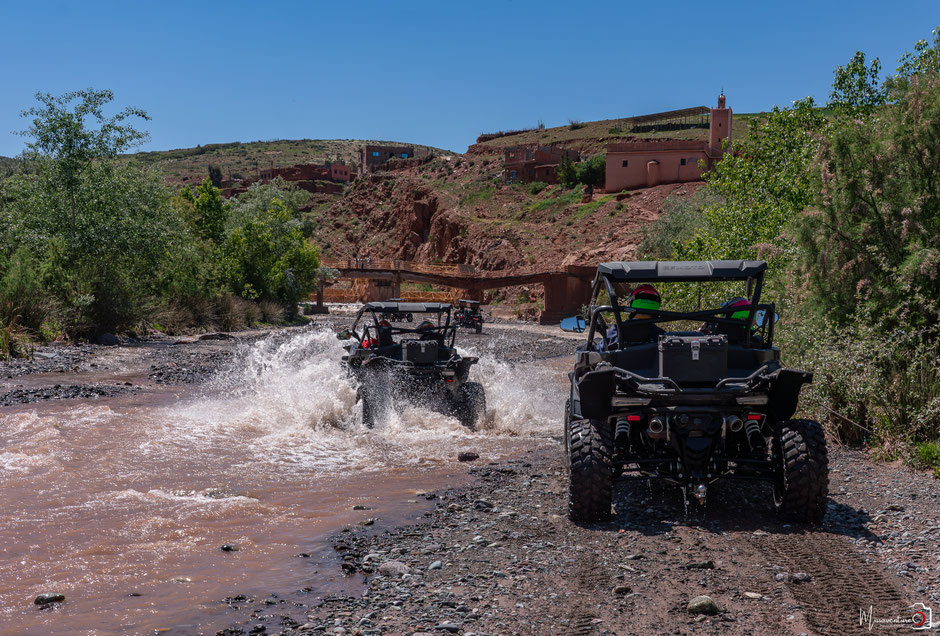 RAID BUGGY AU MAROC, une aventure de dingue au cœur de l'atlas. JOUR 1, d'Agafay aux contreforts de l'Atlas. missaventure, blog road trip, overland 4x4 et nature.
