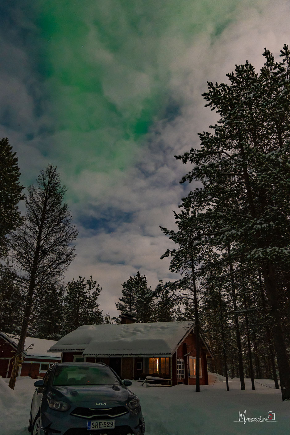 ROAD TRIP EN LAPONIE. QUOI VOIR ET FAIRE À INARI, EN LAPONIE, dormir dans un cottage typique. www.missaventure.com- PHOTO, ROAD TRIP & TRAVEL ADVENTURES