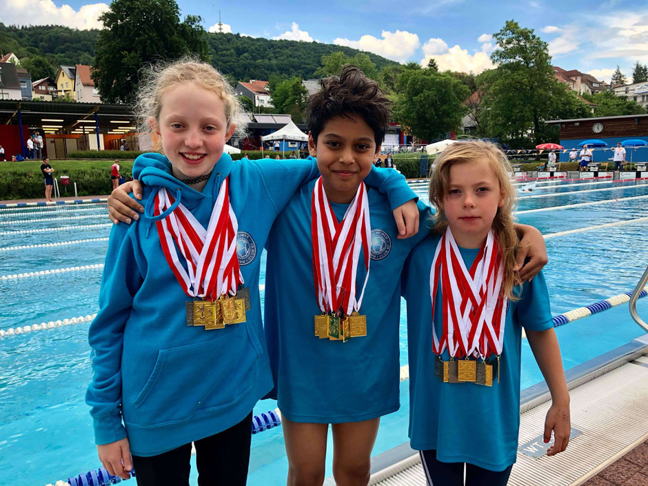 Hannah, Ankush und Karina / Foto: Nicola Petzoldt (Hofheimer SC)