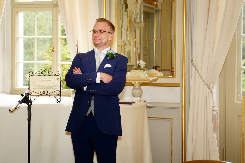 Hochzeit im Barockschloss Rammenau, Hochzeit in Rammenau, Hochzeitsfotograf Dresden, Hochzeitsfotos Dresden, Hochzeitsfotos Rammenau, Schloss Rammenau, Spiegelsaal Schloss Rammenau