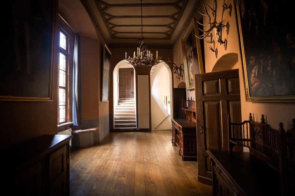 Gothic Hochzeit Fotograf Dresden, Gothic Hochzeit Burg Kriebstein, Burg Kriebstein Heiraten, Hochzeitsfotograf Burg Kriebstein, Hochzeit WGT, Hochzeit in schwarz, Schwarzes Brautkleid Dresden, Gothic Hochzeitsfotografie, mittelalterliche Hochzeit Dresden,