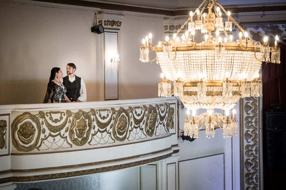 Hochzeit Parkhotel Dresden  Gothic Hochzeit Brautkleid