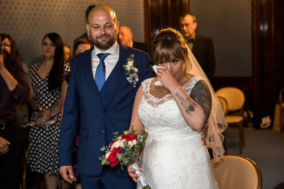 Heiraten in Dresden, Hochzeitsfotograf Dresden, Hochzeit Standesamt Dresden, Fotograf Standesamt Dresden, Standesamt Dresden Goetheallee, Goetheallee Standesamt Dresden Fotograf, Hochzeitsfotos auf dem Standesamt Dresden