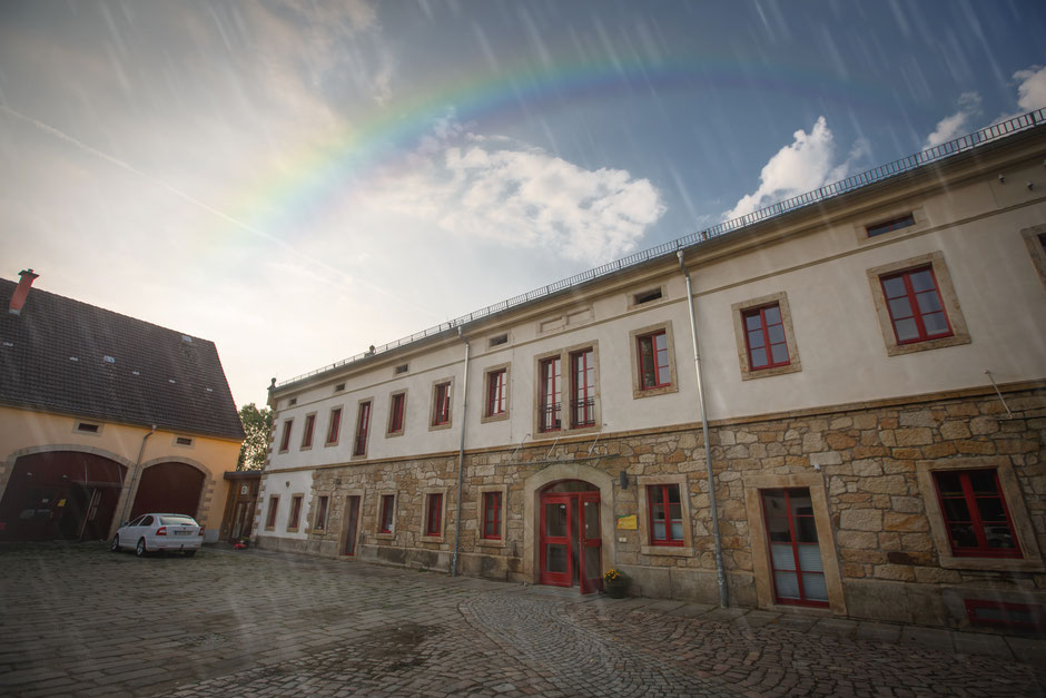 Hochzeitsfotograf Dresden, Hochzeit im Jugendgästehaus Liebethal, freie Trauung im Jugendgästehaus Liebethal, Hochzeitsfotos Jugendgästehaus Liebethal