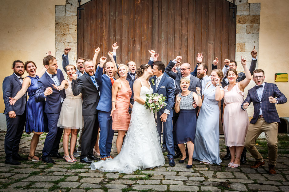 Hochzeitsfotograf Dresden, Hochzeit im Jugendgästehaus Liebethal, freie Trauung im Jugendgästehaus Liebethal, Hochzeitsfotos Jugendgästehaus Liebethal