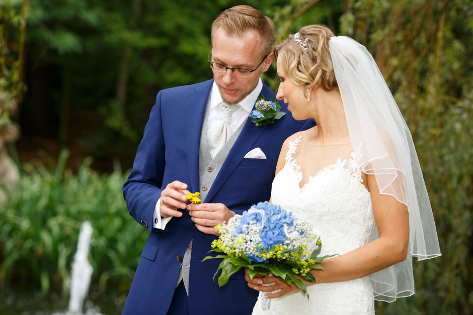 Hochzeit im Barockschloss Rammenau, Hochzeit in Rammenau, Hochzeitsfotograf Dresden, Hochzeitsfotos Dresden, Hochzeitsfotos Barockschloss Rammenau, Barockschloss Rammenau, Spiegelsaal Schloss Rammenau