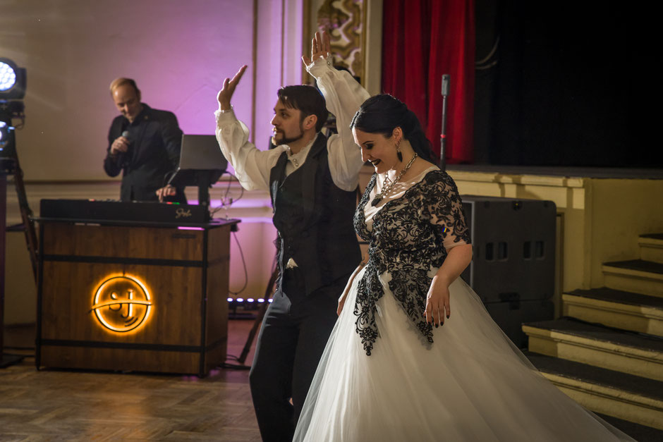 Hochzeit Parkhotel Dresden  Gothic Hochzeitsfotograf Hochzeitsreportage